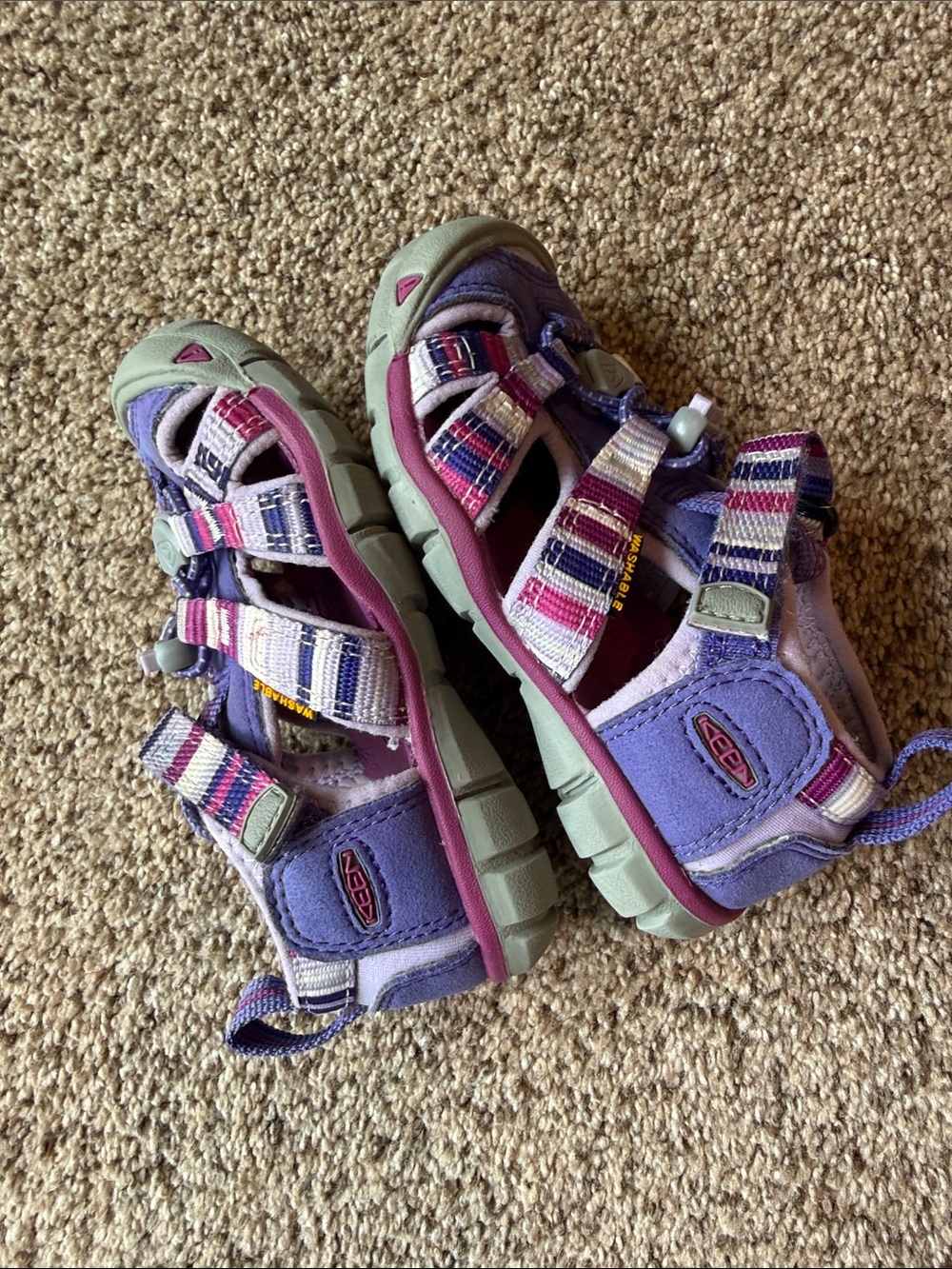 Keen | Girls' Purple Multi-Striped Closed-Toe Sandals - Picture 4 of 11